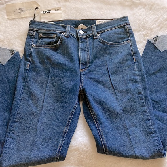 Rag & bone jeans brand new, soft, stretchy, stylish dark wash jeans, high rise - Picture 9 of 11